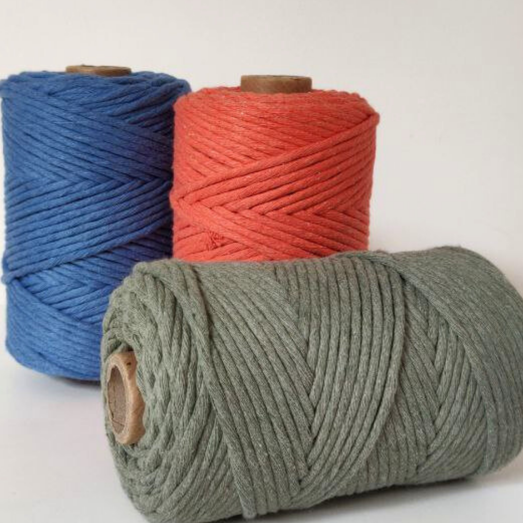 Bundle Selezionato - corda a torsione singola da 4 mm nei colori Blu Elettrico, Arancione, Verde Felce