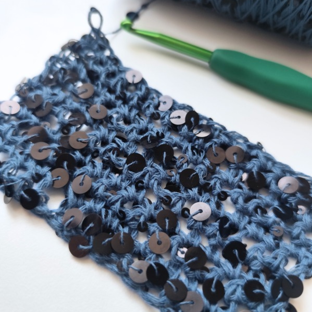 Filato Disco Diva con paillettes colore denim per uncinetto