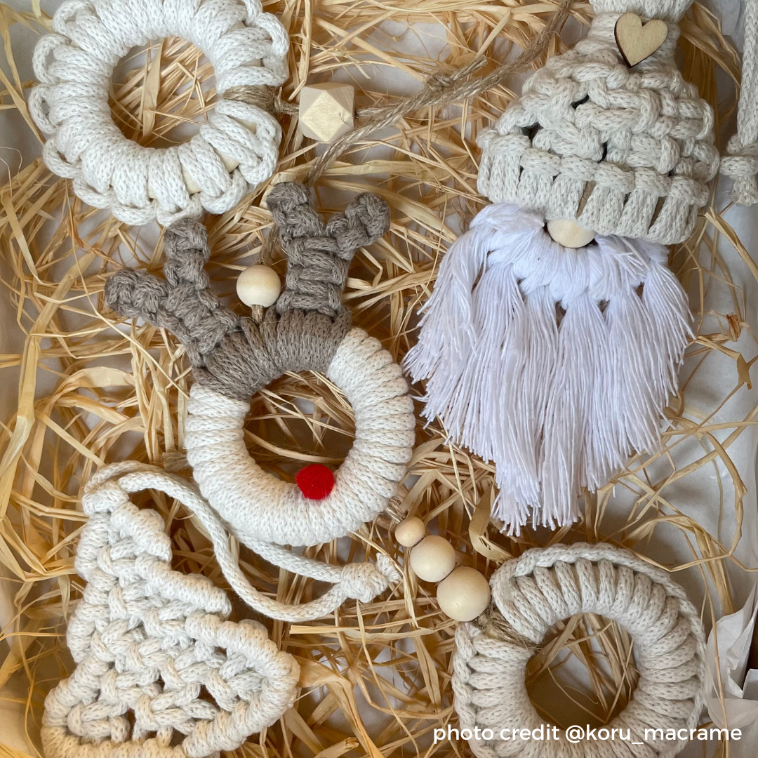 Macrame Spaghetti addobi natalizi realizzati con corda braided 4 mm colore panna e lava