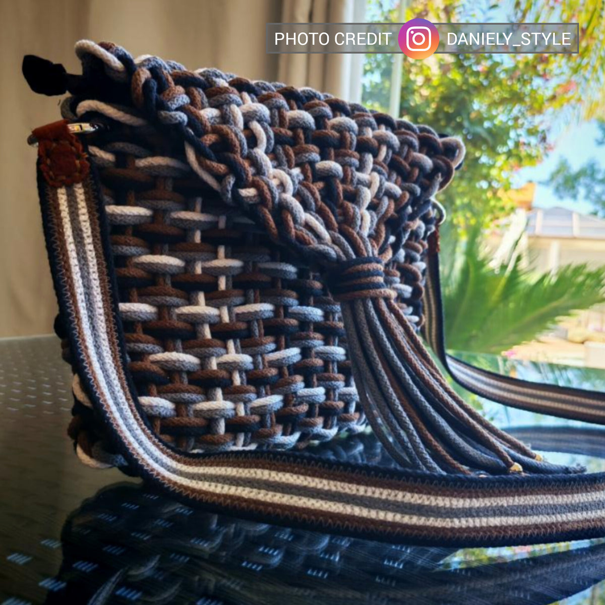 Borsa realizzata con corda per macchina da cucire di Macrame Spaghetti