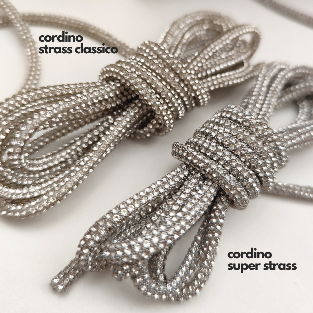 Macrame Spaghetti cordino super strass argento 4 mm
