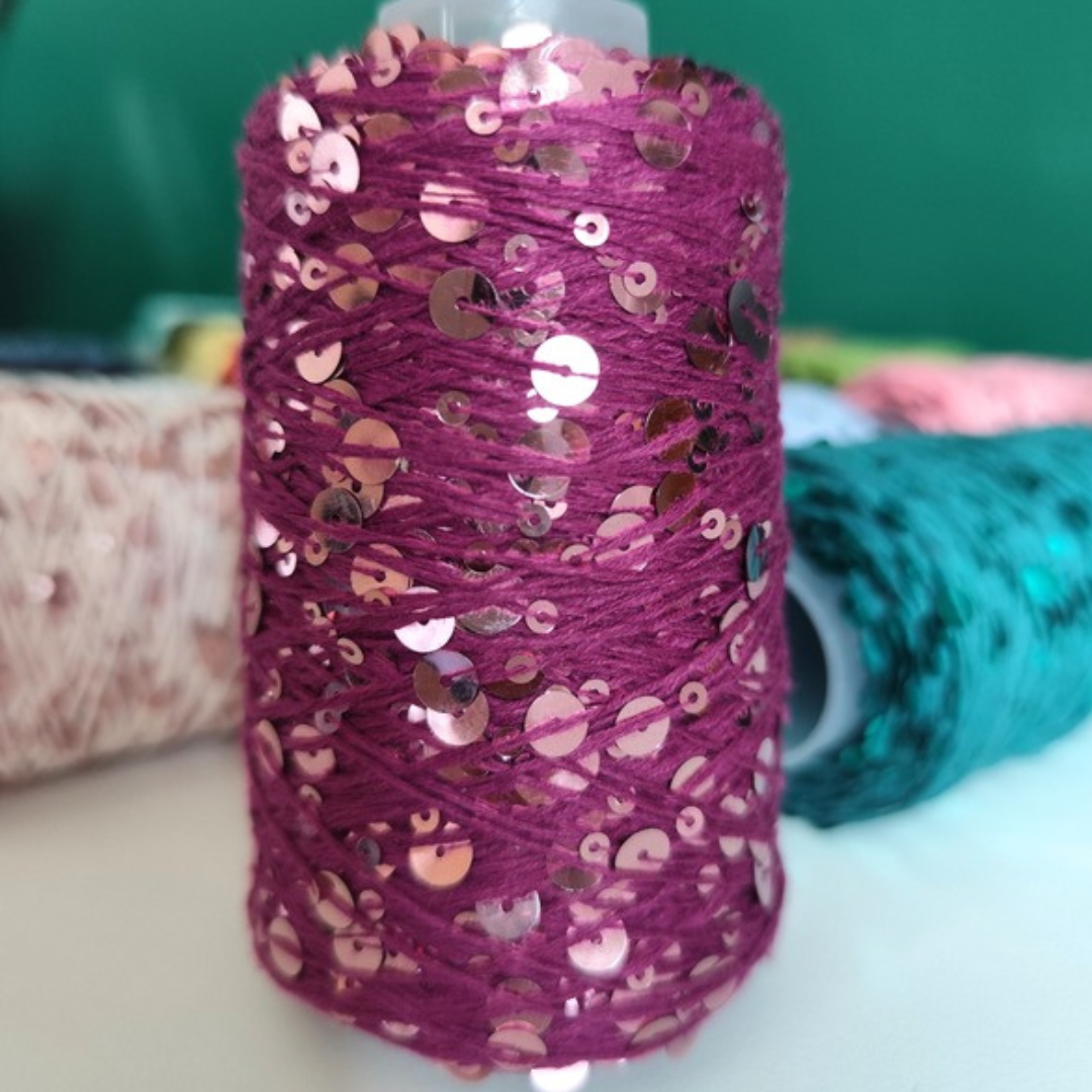 Filato Disco Diva con paillettes colore magenta per uncinetto di Macrame Spaghetti
