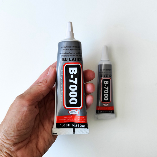 Glue for textile, rhinestone cord