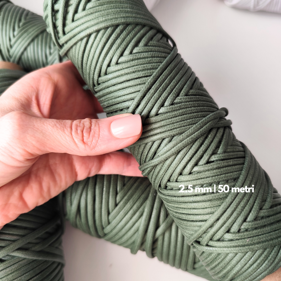 Waxed Cord | White Cloud & Green Ivy 2.5mm, 3.5 mm