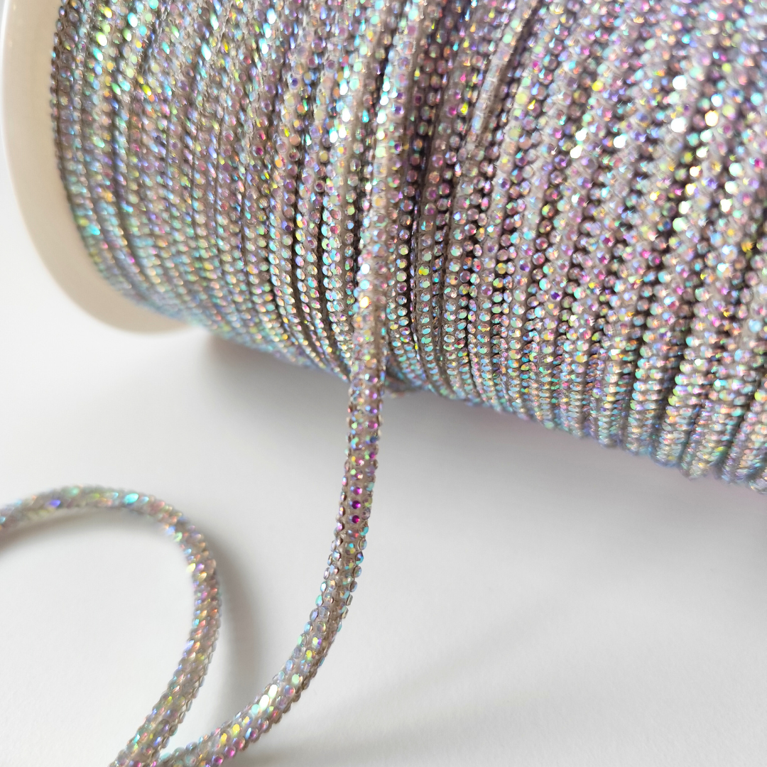 Cordino strass Macramè Spaghetti color aurora 4 mm con anima in cotone per gioielli, borse, fai da te