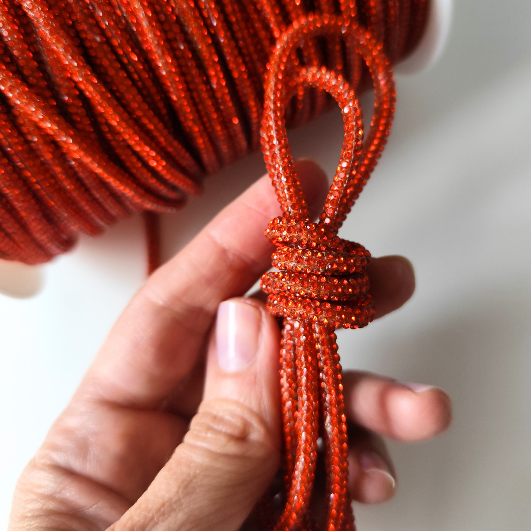 cordino strass 4 mm macrame spaghetti con anima in cotone arancione fuoco