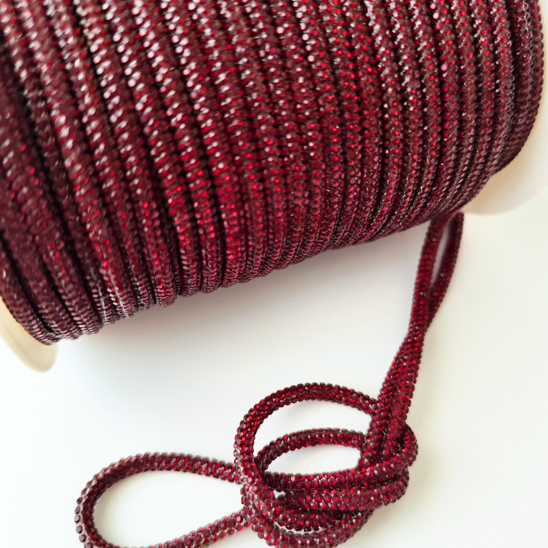 Cordino strass 4mm Macramè Spaghetti color rosso scuro con anima in cotone per gioielli, borse, fai da te